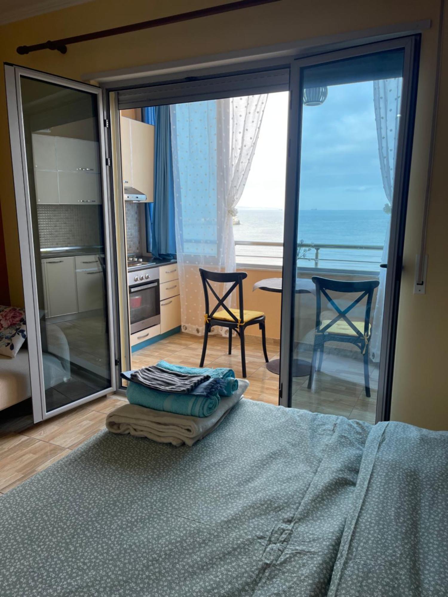 Аpartments On The Beach Durres Exterior photo